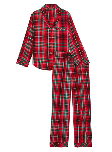 Share The Joy, colecție Victoria's Secret dedicată sărbătorilor 10 Flannel Long Pajama Set 300 RON