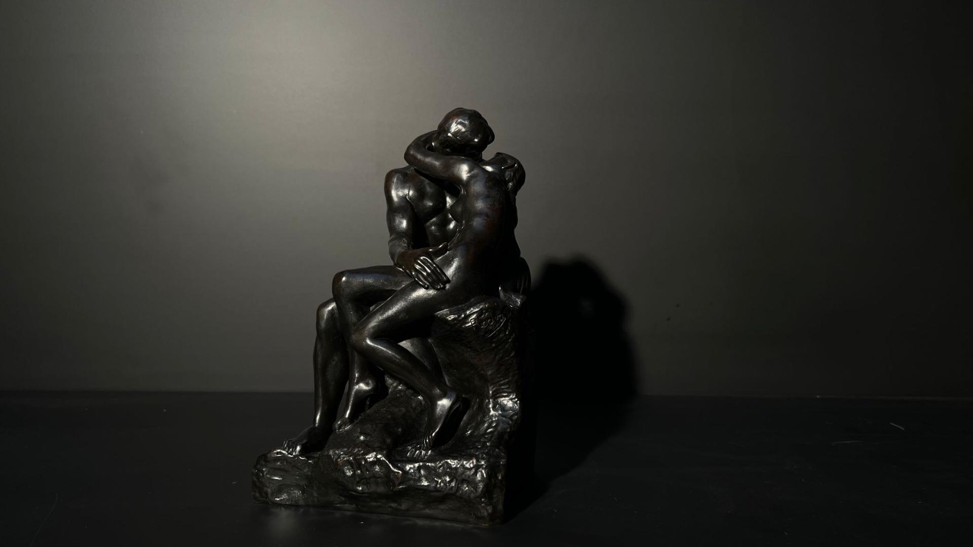 ‘Sărutul” lui Rodin, scos la licitație la Artmark