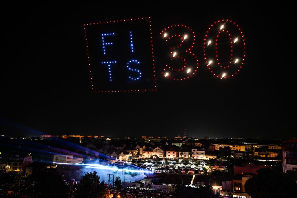 FITS2023 DAY1 Show drone si lasere deschidere FITS30 c Sebastian Marcovici 3