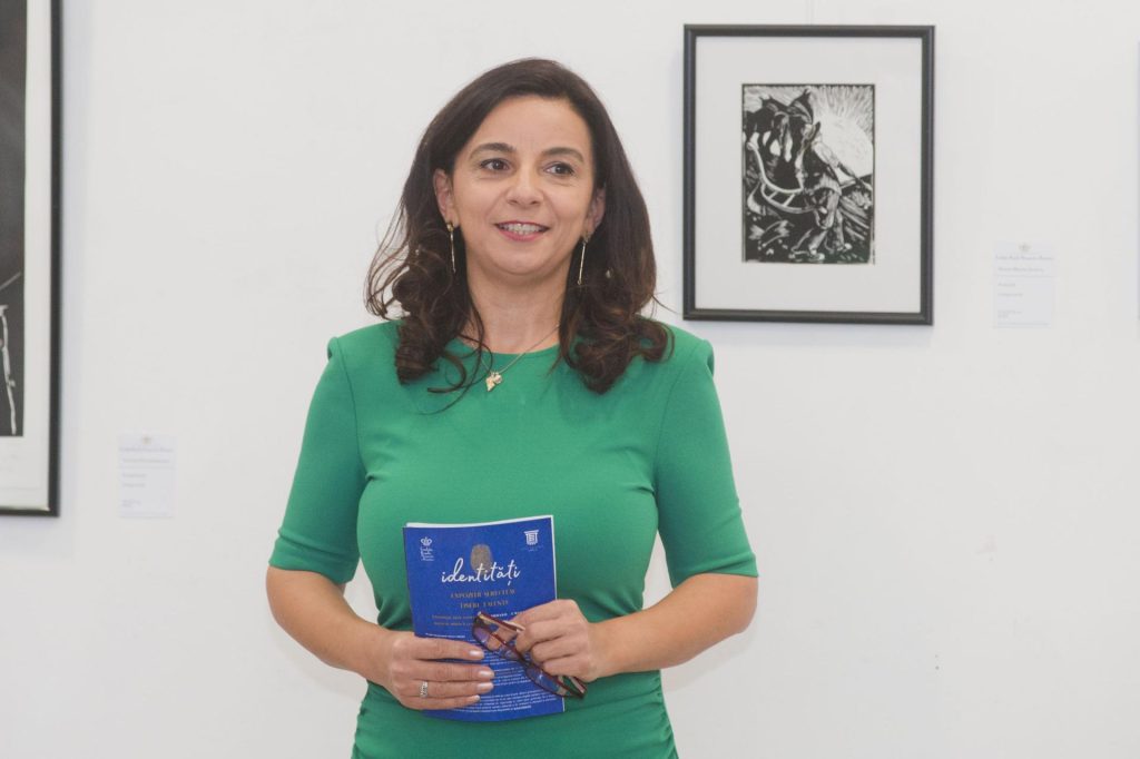 Tinere Talente, pe harta culturală a lumii 6 Gabriela Iordache event Identitati 2024 3 by Daniel Angelescu