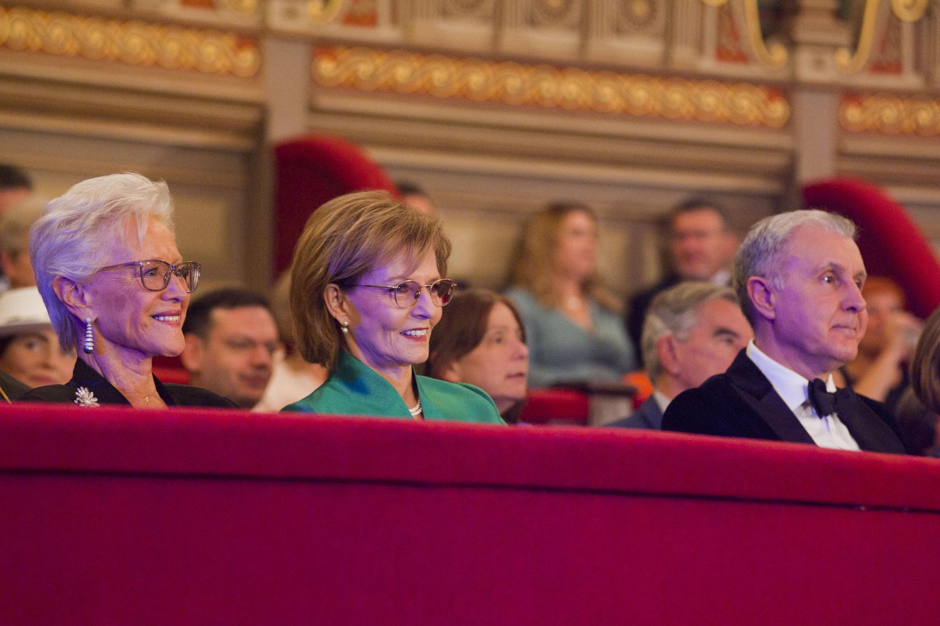 Muzica face și ne face bine: Concertul Regal Caritabil 7 Majestatea Sa ASR Principesa Muna ASR Principele Radu fotoDanielAngelescu