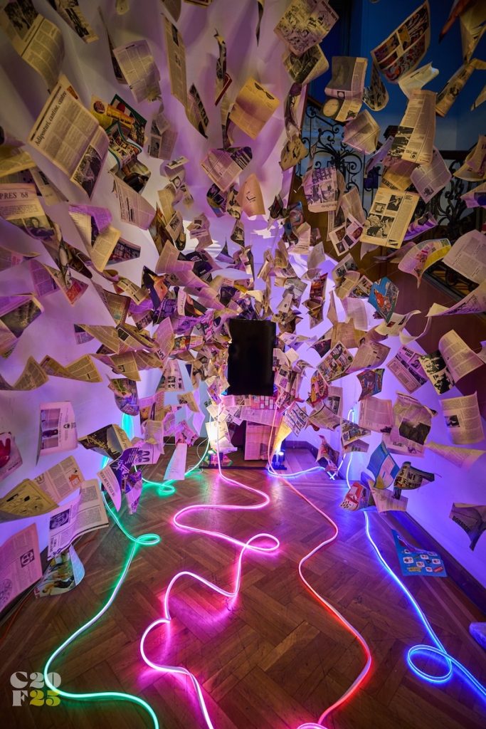 Tur ghidat în expozițiile Collage Festival alături de un concert Alex Ștefănescu 11 Collage Festival 2025 @Alex Barbulescu 6