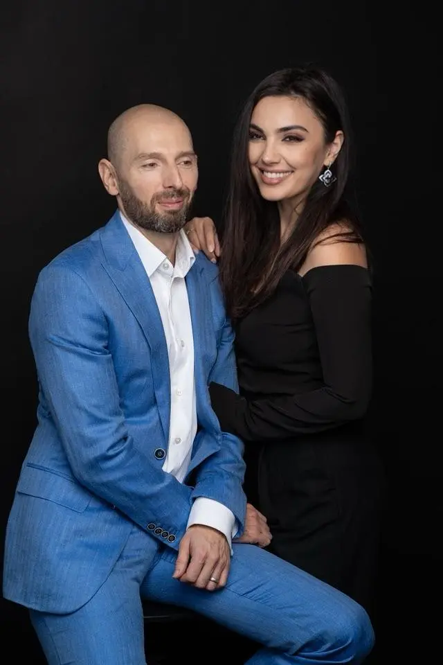 De la „Cumpără acum” la „Investește în tine”: cum transformă LT.Wealth Black Friday într-o lecție de prosperitate 8 De la „Cumpără acum” la „Investește în tine”: cum transformă LT.Wealth Black Friday într-o lecție de prosperitate