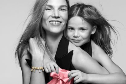 „MAI MULT DECÂT UN CADOU”, CADOURI DIN INIMĂ, DE LA PANDORA