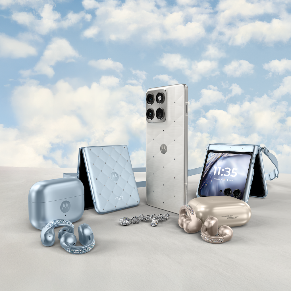 Motorola lansează noul Motorola Edge 70, în culoarea Pantone a anului 2026 7 Colour Of The Year 2026 Edge 70 Bundle Square