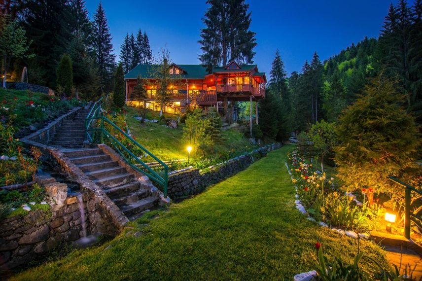 Hadar Chalet exterior