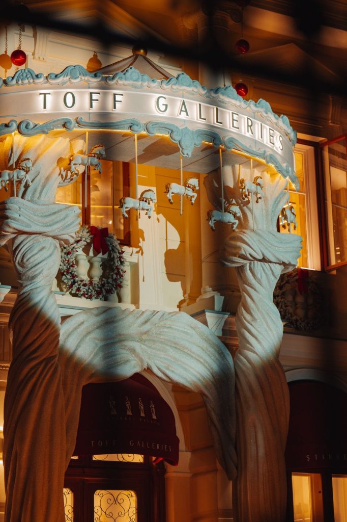 TOFF Galleries aprinde luminile de Crăciun la Palatul Știrbei și inaugurează o nouă eră a luxului în România 6 POZA 1