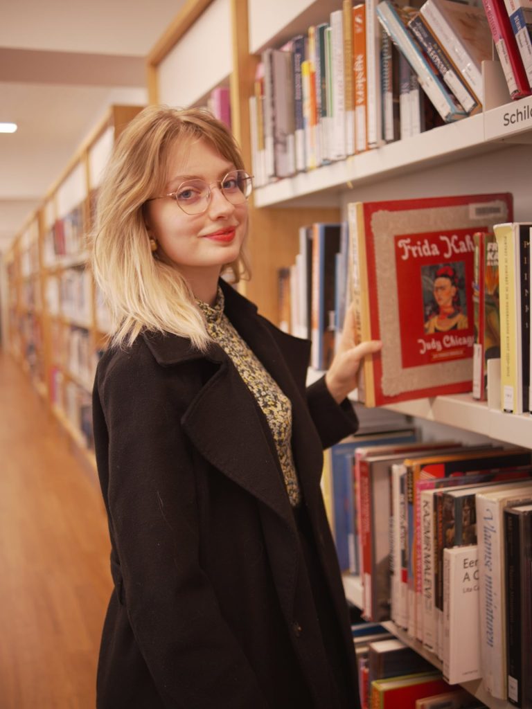 Ruxandra Gîdei, fondatoarea 4fără15: „literatura este o unealtă prin care poți citi lumea”